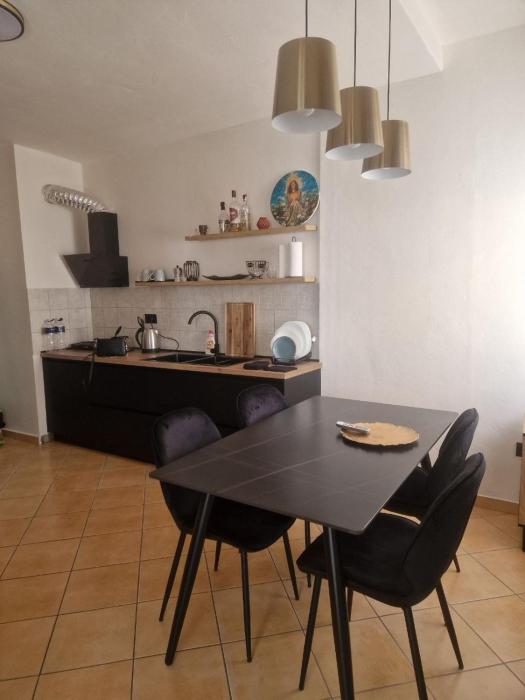 Apartment T Seaside Shkembi ZONE