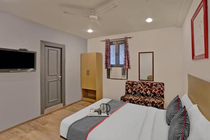 Townhouse Jp Grand Near Mayapuri Chowk