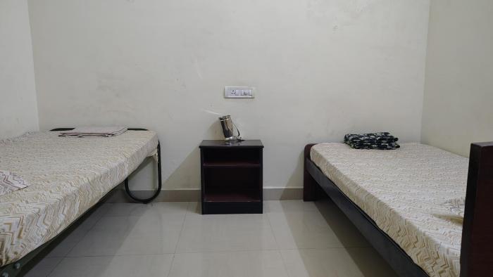 Radhe Krishna Guest House