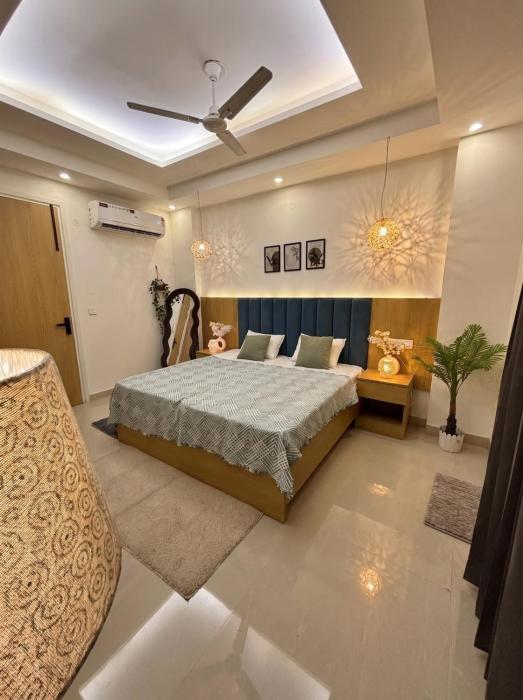 Cozy 1BHK Projector, Swing & Sunsets Sector 53