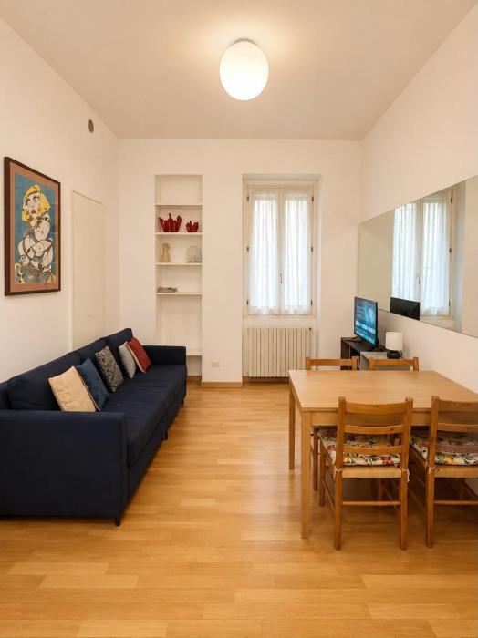 Central and Quite Flat with 2BDR, 2Bath, Self Checkin connected to Linate and Duomo in 5 mins