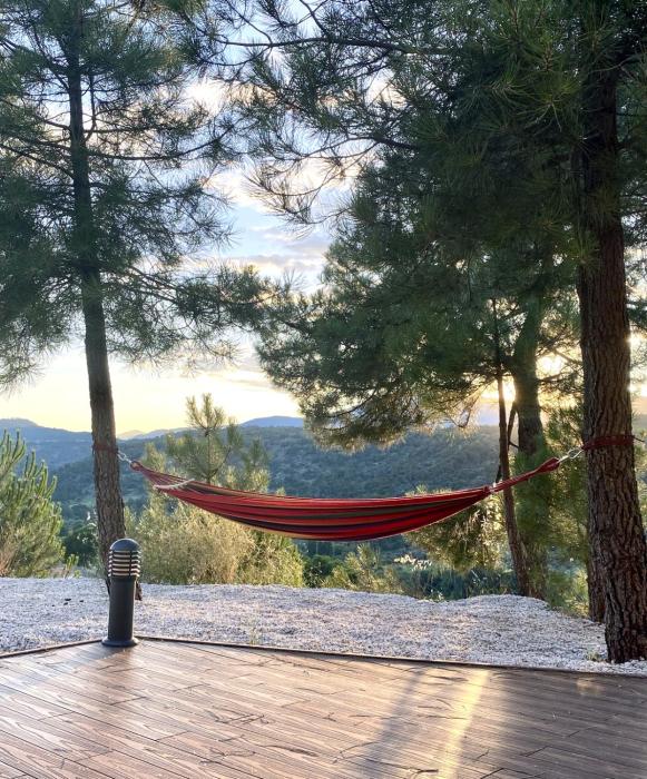 Vistas a la Sierra y Relax con Terraza Panorámica