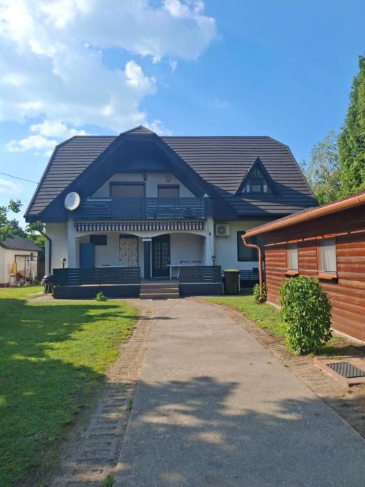 Simon Apartmanház Zamárdi