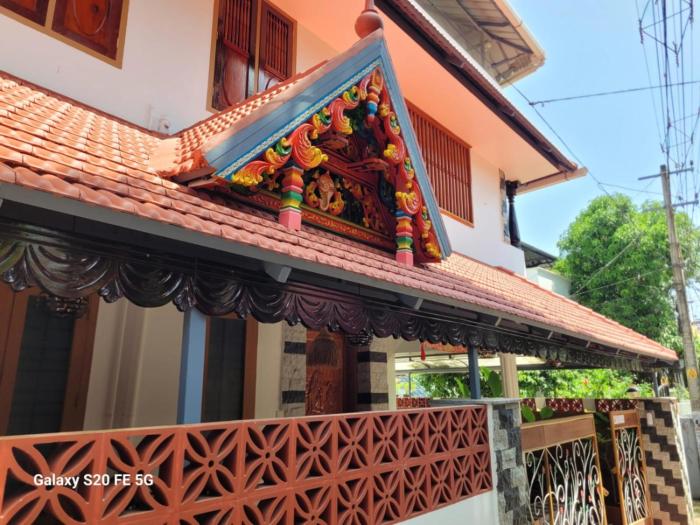 Kasi Heritage Home near Padmanabha Swami Temple 5 minute walk