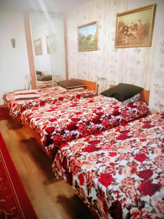 1 комнатная квартира на 3 этаже, в центре, проспект Центральный 124а