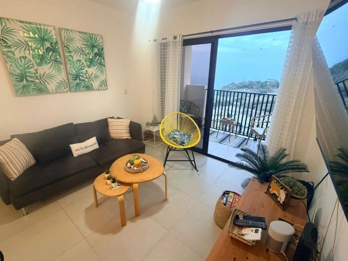 Playa del Sol Beach Apartment