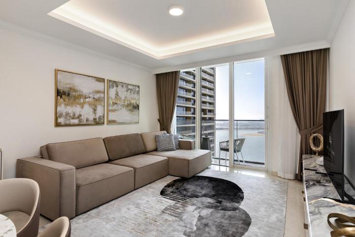 Palace Beach Residence 1BR Apartment with Sea View