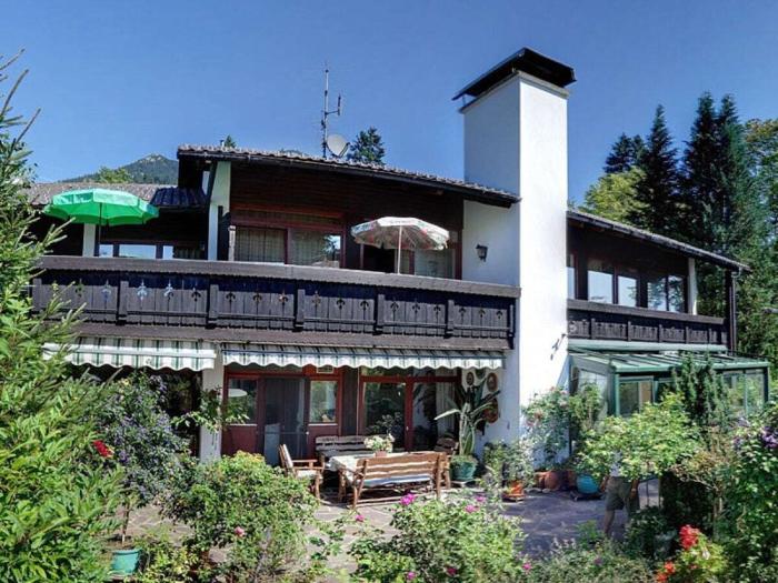 2 in the Sonnenbichl house