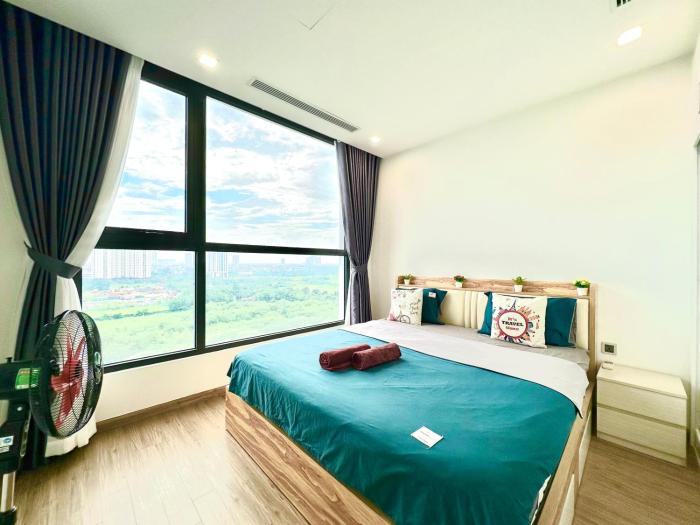 Elegant Skyline 2bedroom Apartment Near My Dinh Stadium and Landmark72