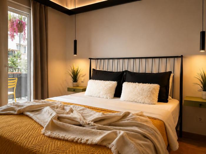 Chic Athens Suite Modern & Central