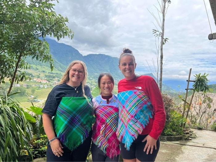 Hmong Eco House & Trekking