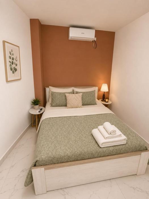 Stylish 1-Bedroom Apartment with Warm Accents
