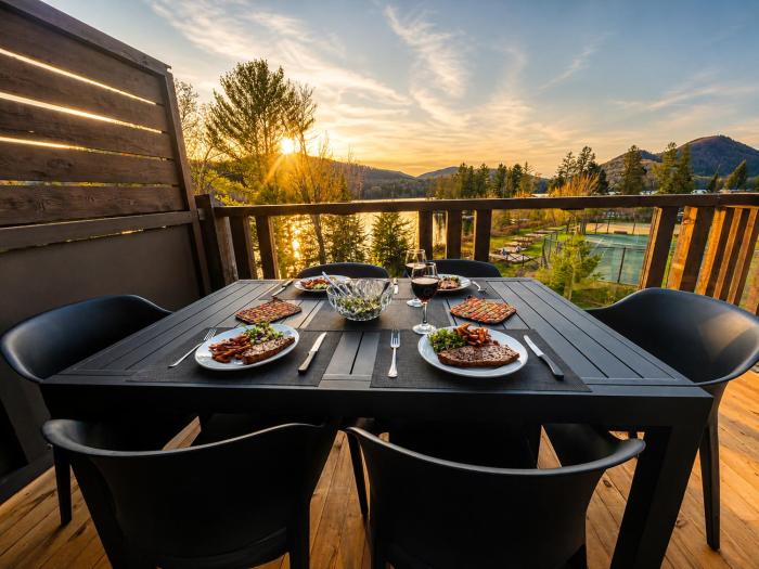 Appartement-Condo sur Lac Superieur-Mont-Tremblant
