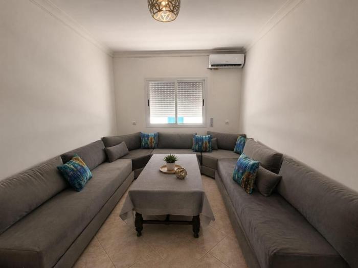Elegant Apartement AC Free parking Fast wifi