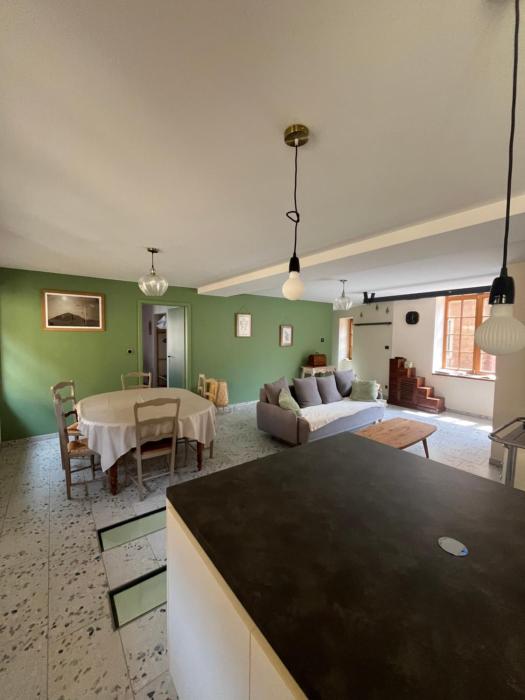 Gite de la Rivière, 2 to 6 people, charming village