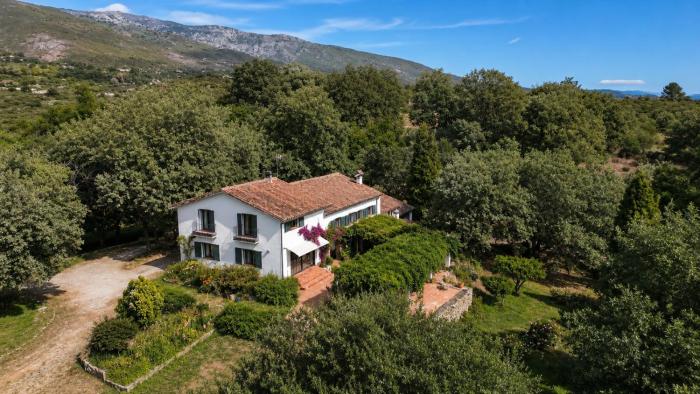 Villa Alardos - El Escondite de Pedro Malillo