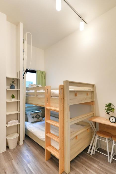 YXD502 , Top Floor with Bunk Beds , Local Tokyo Experience