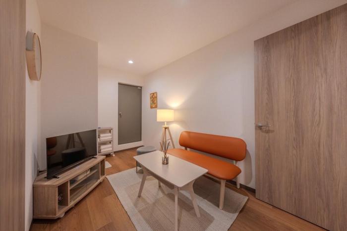 Nikyo Rannokan 2026 New B&B 5 minutes to Kujo Station Villa in Osaka