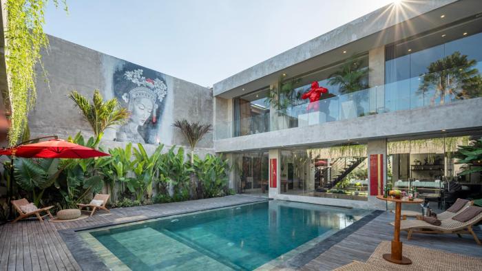 Artistic 4BD Villa with Private Pool & Jungle Vibes