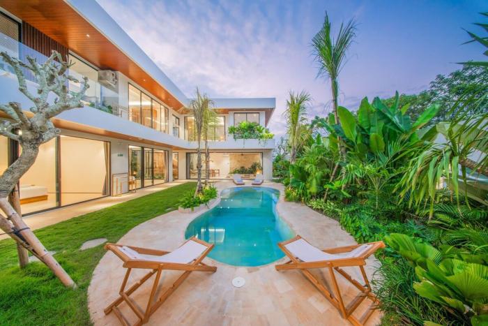 Secret Palm - Spacious 4BR Villa in Balangan, Uluwatu