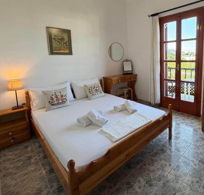 Pagonis Studios Skyros