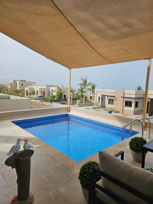 Sifah Beachfront 613B