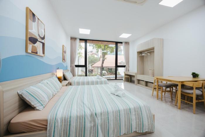 2bed 2bath Apartment w Lift - Spacious & Quiet - 10min walk to Attractions