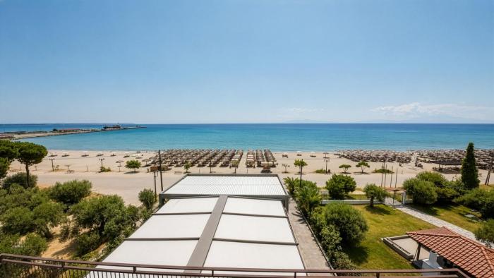 Sandra Seafront Apartment by RentalsPro Services - Nea Moudania