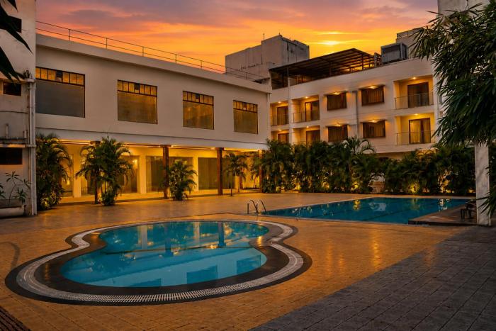 Pushpak Resort