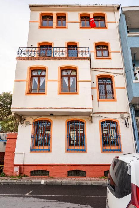 Timeless House Overlooking the Golden Horn with Sea - Nilorayn