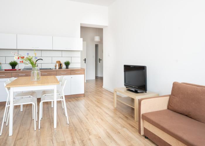 Modern Apartment Jedności City Center - ProperUNIT