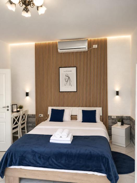 Charming Studio in a Historic Bucharest Courtyard