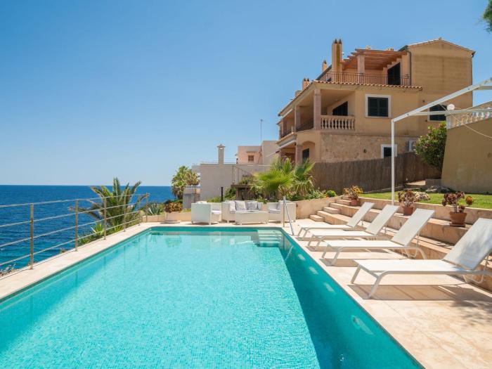 Holiday Home Magrana Pool House by Interhome
