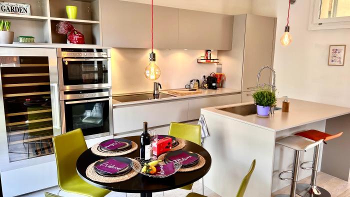 Modern Stylish Apartment with Garage near Fiera