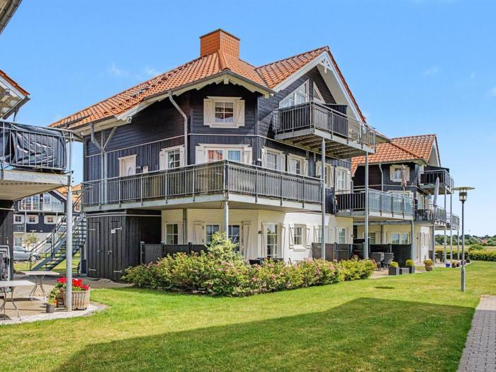 Apartment Elvira - 300m from the sea by Interhome
