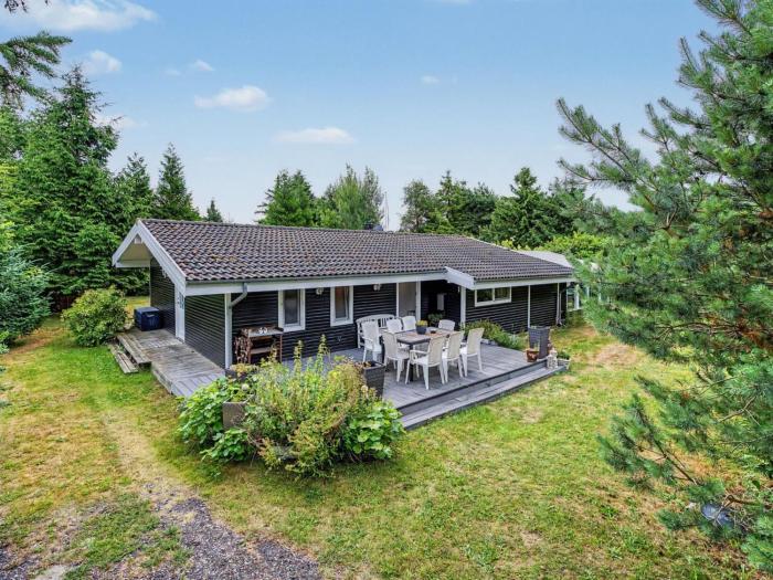 Holiday Home Birge - 600m from the sea by Interhome