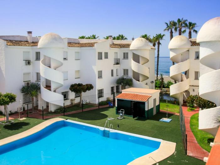 Apartment Laguna Beach Padel by Interhome