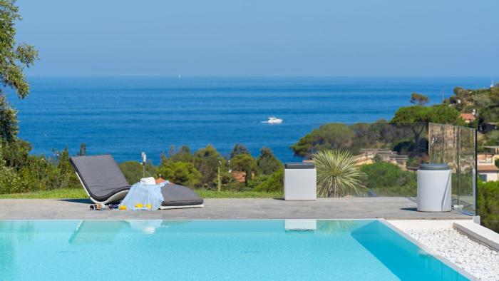 VILLA PIETRO 10, Emma Villas