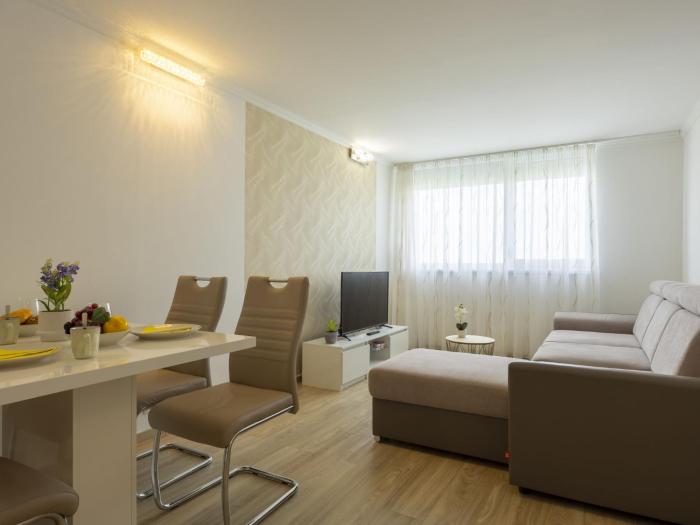 Apartment Silver by Interhome