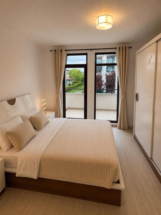 Spacious 4-Bedroom Townhouse in Green Life