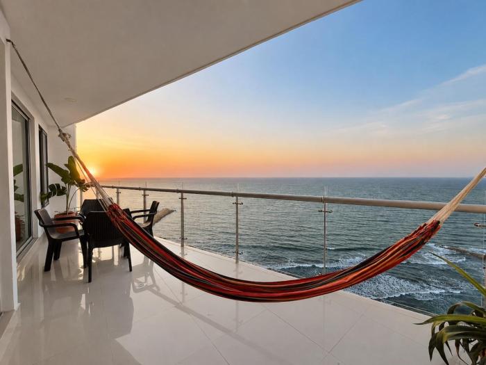 Beachfront Jacuzzi Pool Sauna Gym
