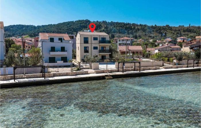 Beautiful Apartment In Preko With Wifi