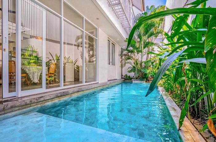 Modern 3BDR Villa - Central Canggu - Walk to Finns & Atlas Beach Club