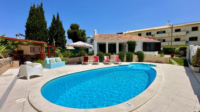 Buganvilia - Private Pool - 10 Guests - Albufeira