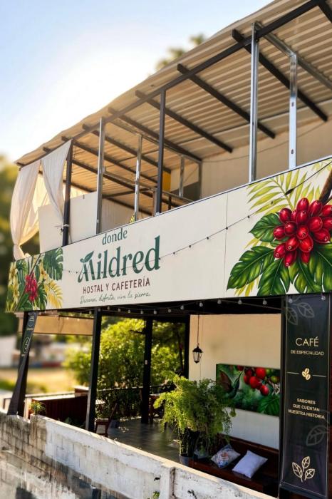 Donde Mildred Hostal y Cafe