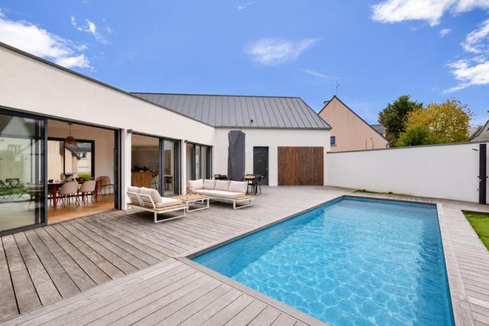800m de la plage, maison neuve pour 10, piscine