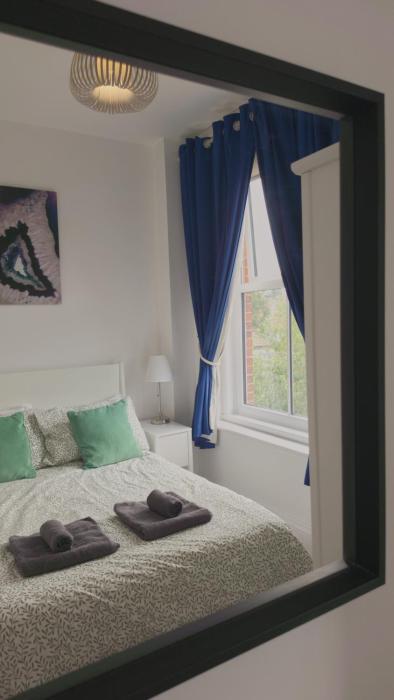 Happy Valley, Charming seaside town apartment
