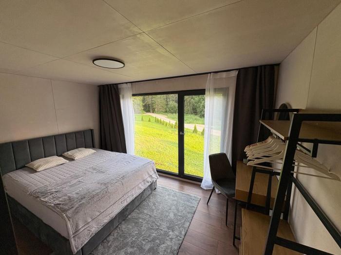 8-bed holiday home with hot tub