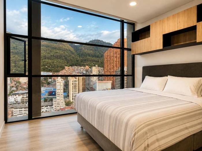Apartaestudio con Vista a Monserrate en el Centro Internacional