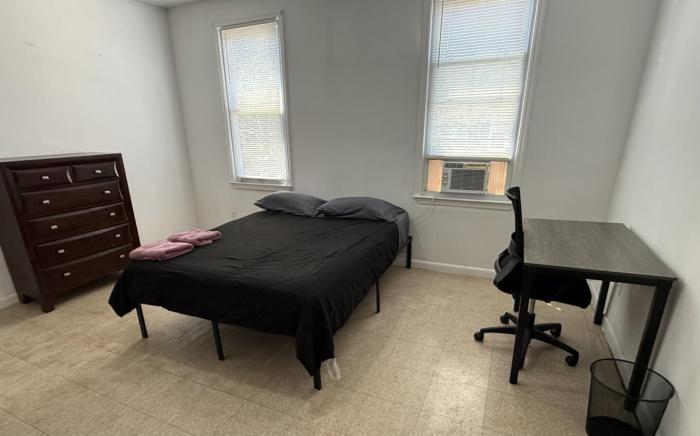 Large and private 3 bedroom and 2 bathroom apartment, separate street entrance